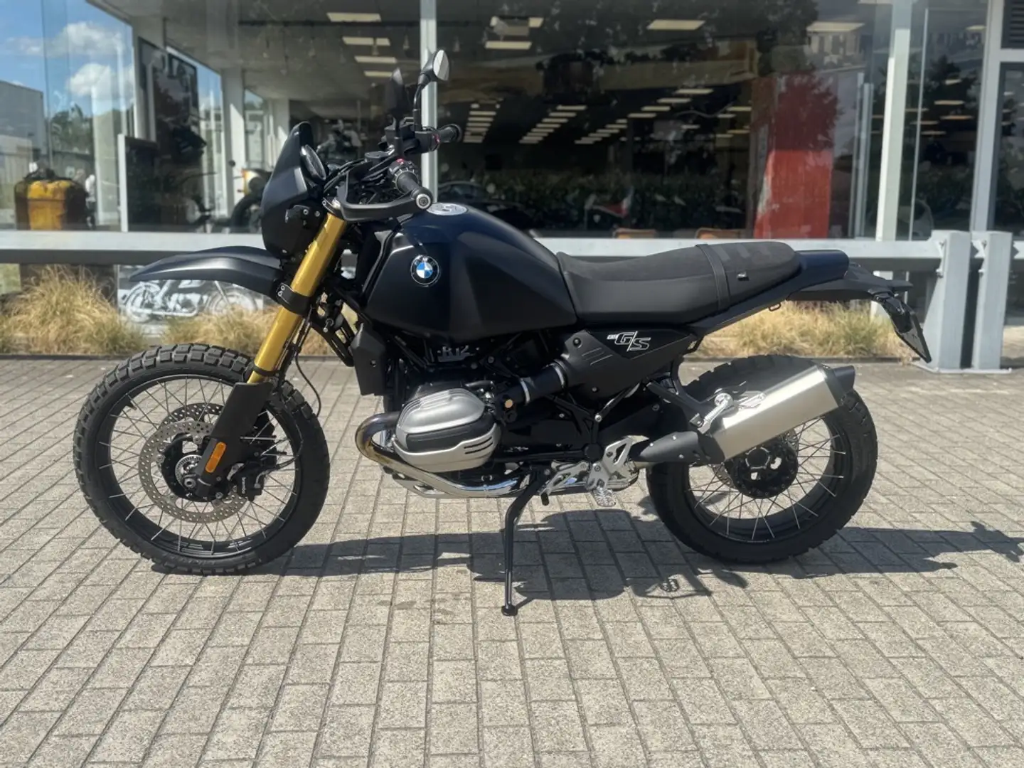 BMW R 12 - NIEUWSTAAT Zwart - 2