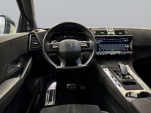 DS Automobiles DS 7 view 13