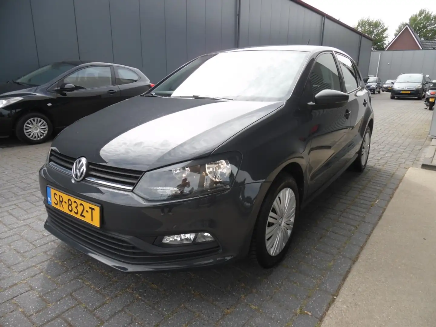 Volkswagen Polo 1.0 EASYLINE Grijs - 1