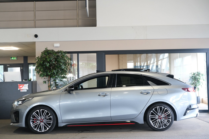 Kia ProCeed / pro_cee'd 1.6 T-GDI GT AUT 204PK Pano Trek Navi Leder Led JB — photo 9
