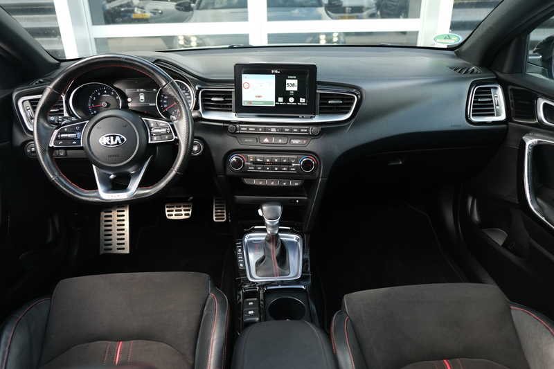 Kia ProCeed / pro_cee'd 1.6 T-GDI GT AUT 204PK Pano Trek Navi Leder Led JB — photo 14