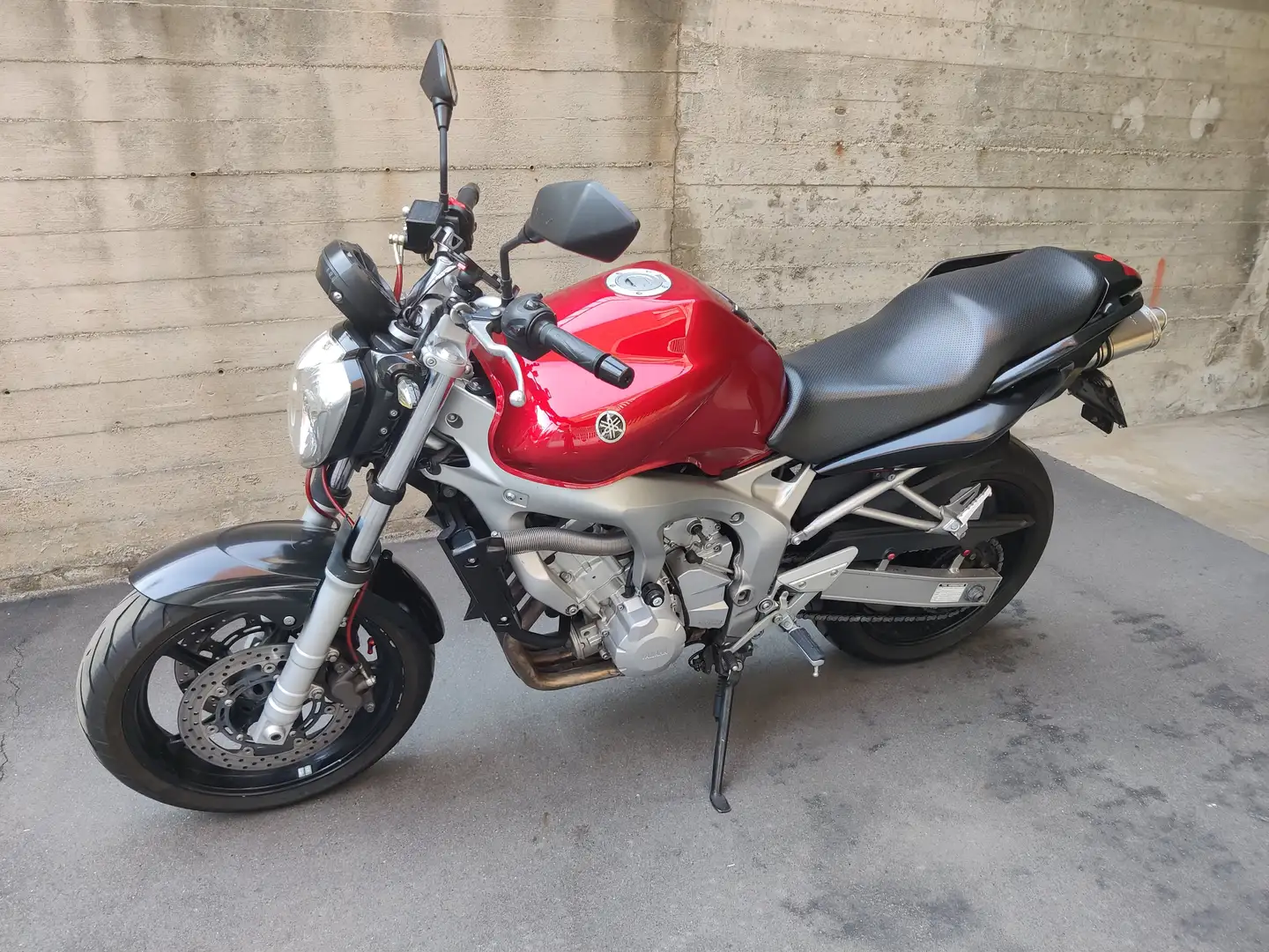 Yamaha FZ 6 Rosso - 1