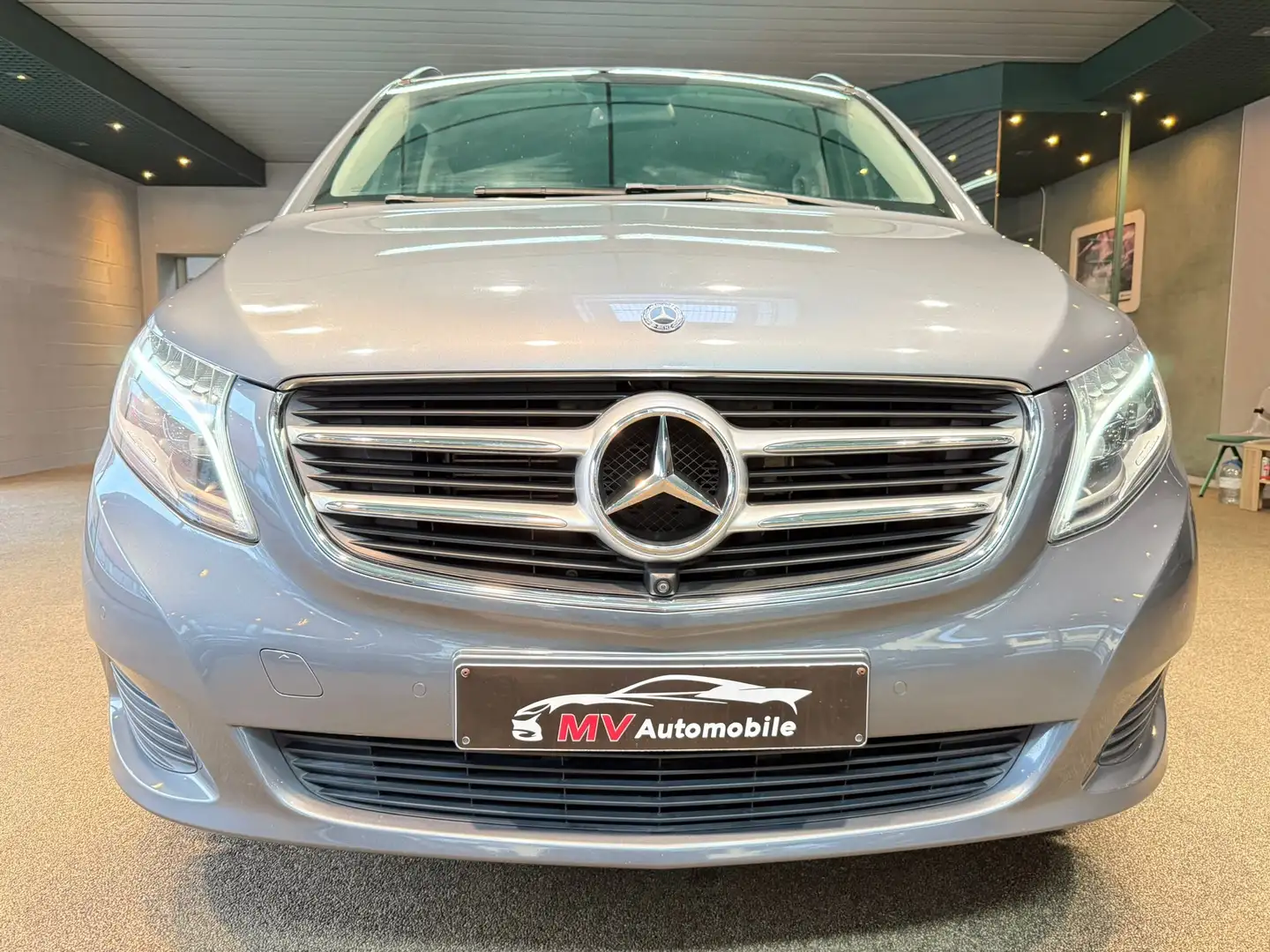 Mercedes-Benz V 250 d Avantgarde * TVA Déductible * Utilitaire Gris - 2