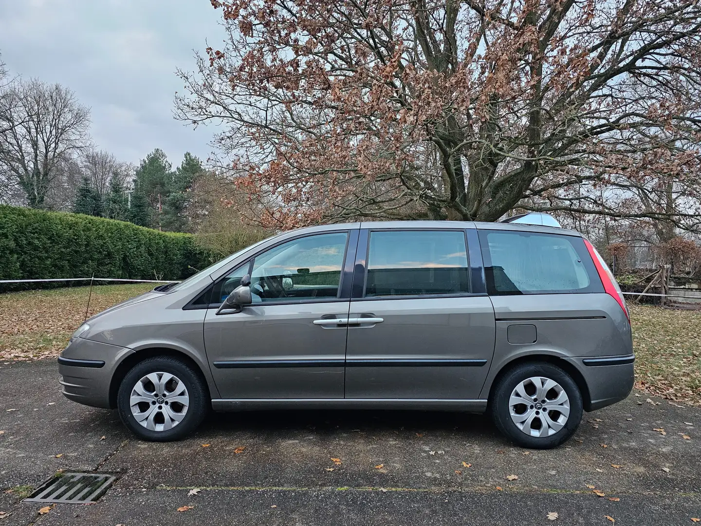 Fiat Ulysse 2.2 JTD Emotion (125kW) Alu el. Schiebet. HU 5.26 - 2