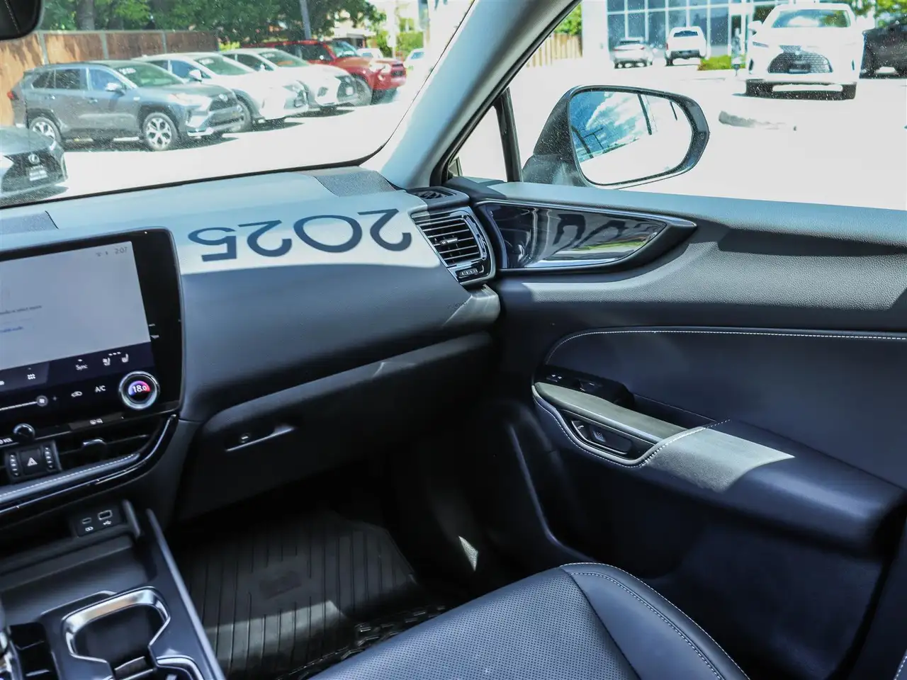 Lexus NX снимка Lexus NX