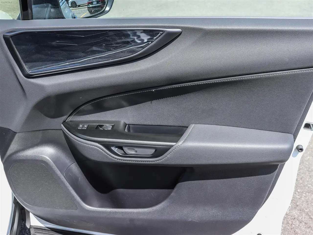 Lexus NX снимка Lexus NX