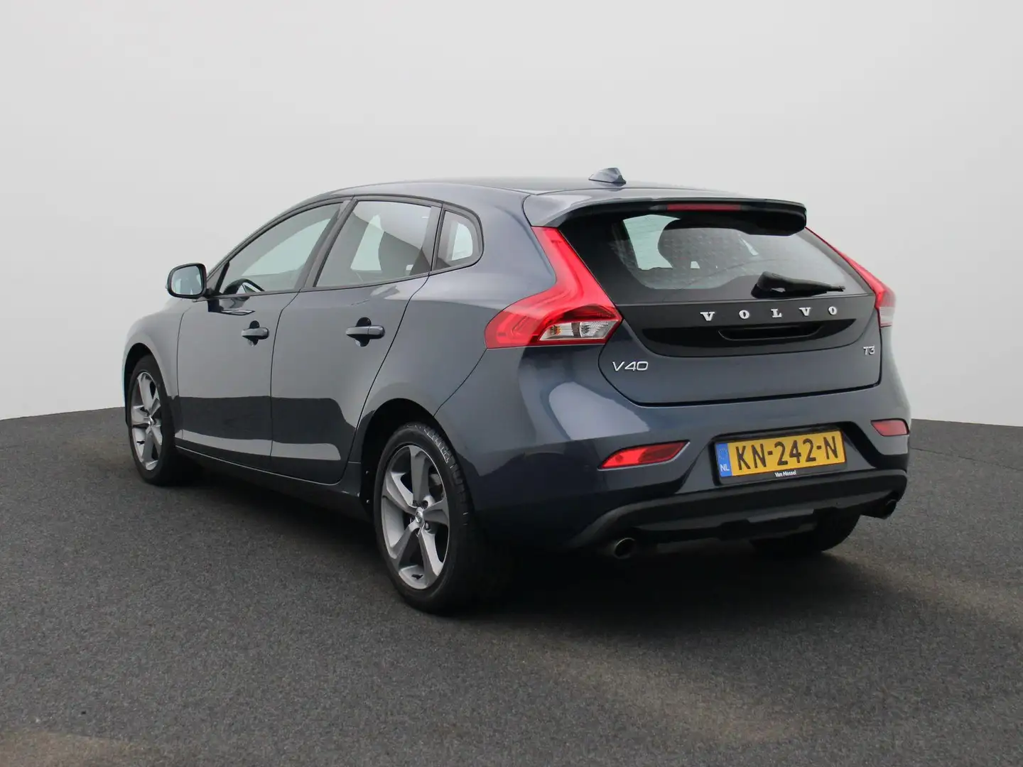Volvo V40 2.0 T3 Momentum | Stoelverwarming | Parkeersensore Blauw - 2