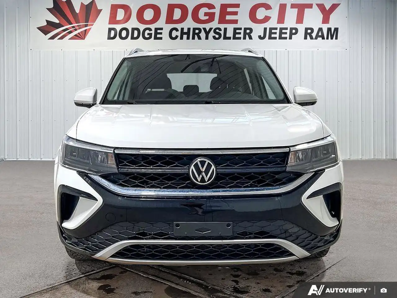 Volkswagen Taos снимка Volkswagen Taos