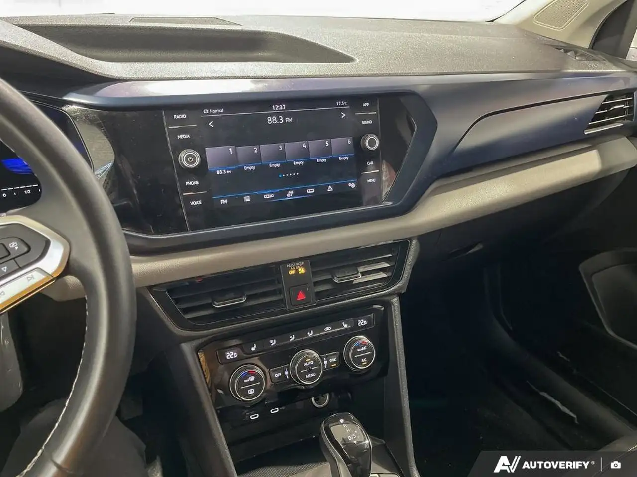 Volkswagen Taos снимка Volkswagen Taos