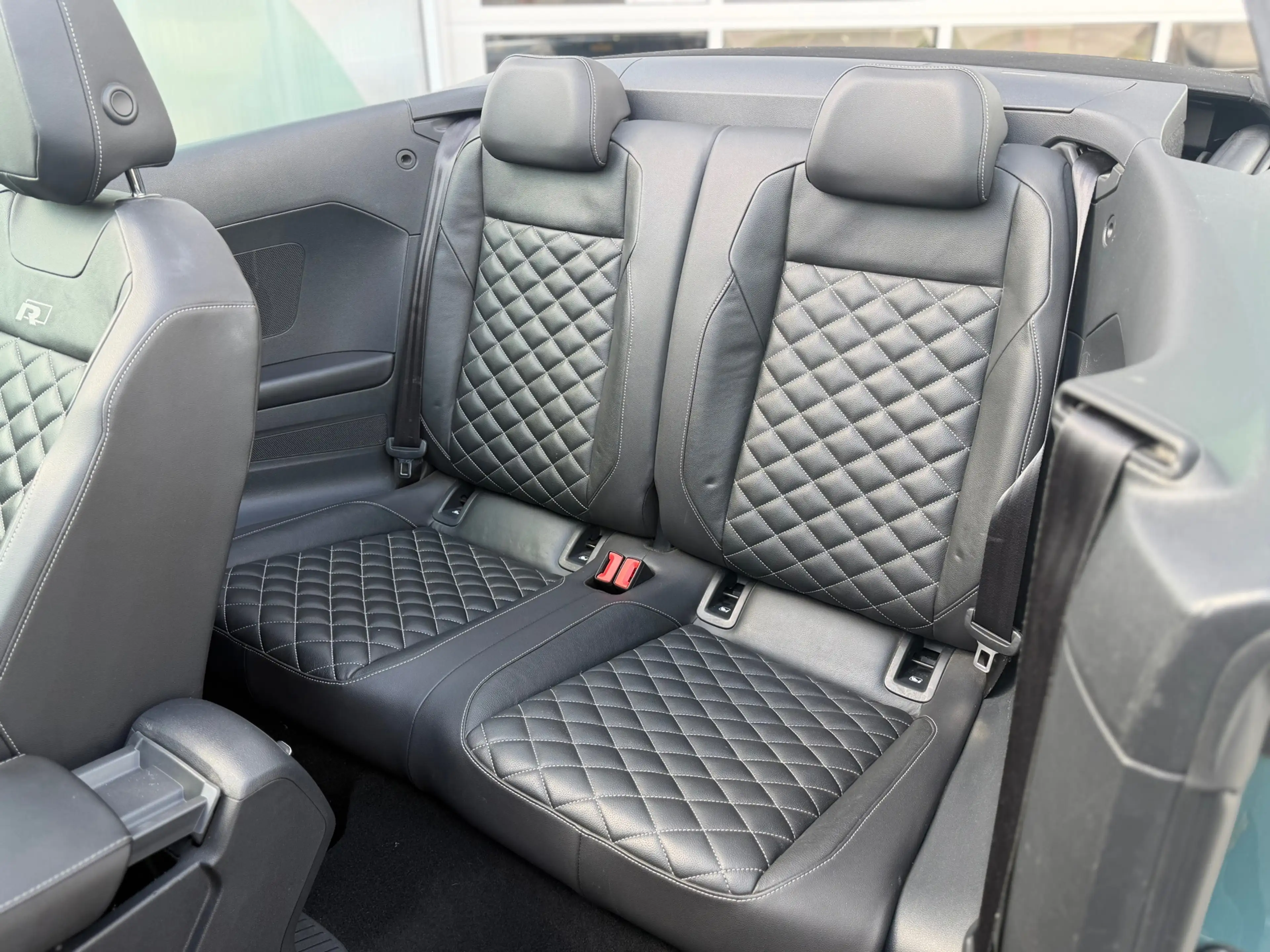 Volkswagen T-Roc Cabrio 1.5 TSI R-Line / virtueel / leder/ led/ — photo 14