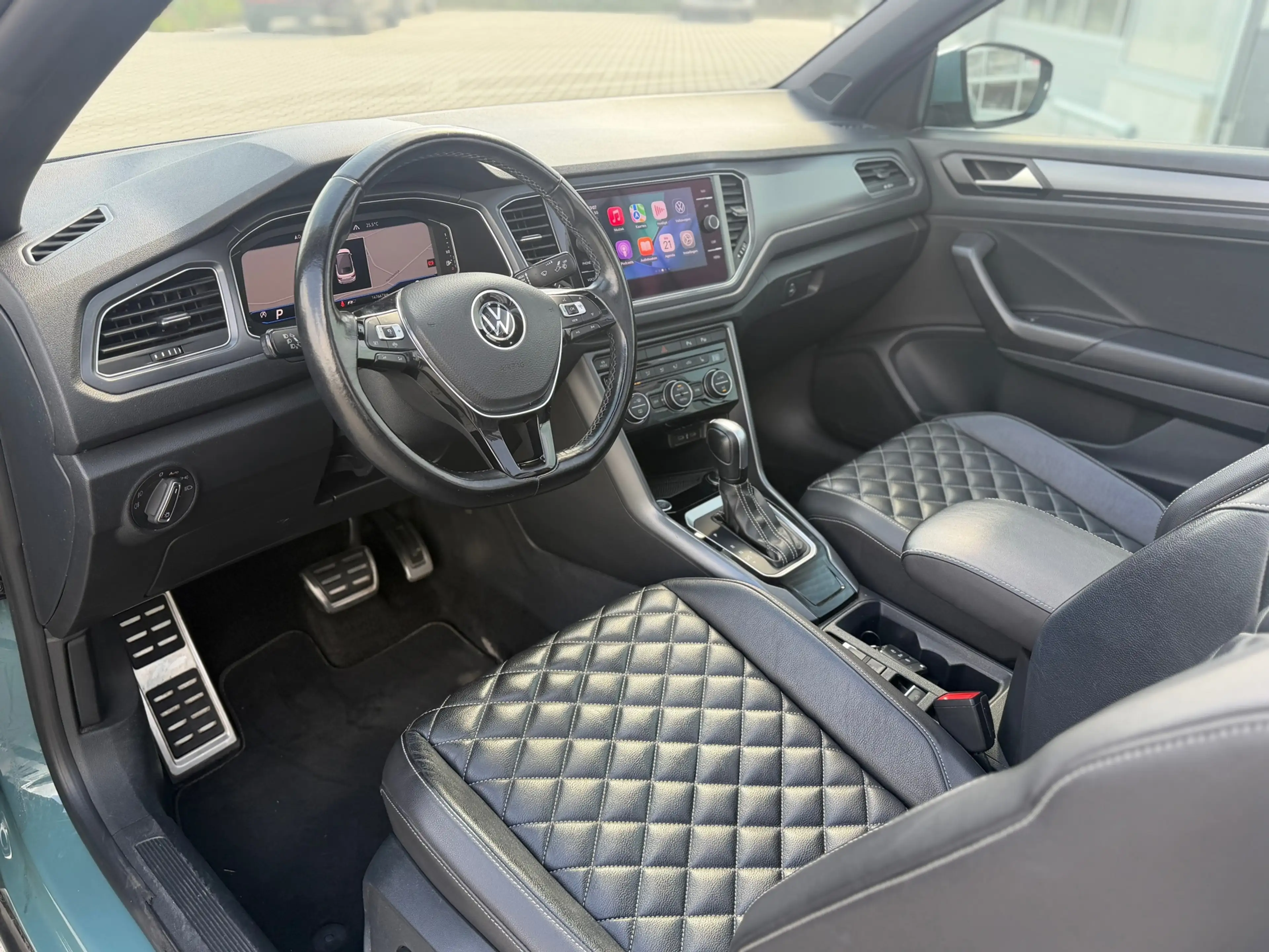 Volkswagen T-Roc Cabrio 1.5 TSI R-Line / virtueel / leder/ led/ — photo 6