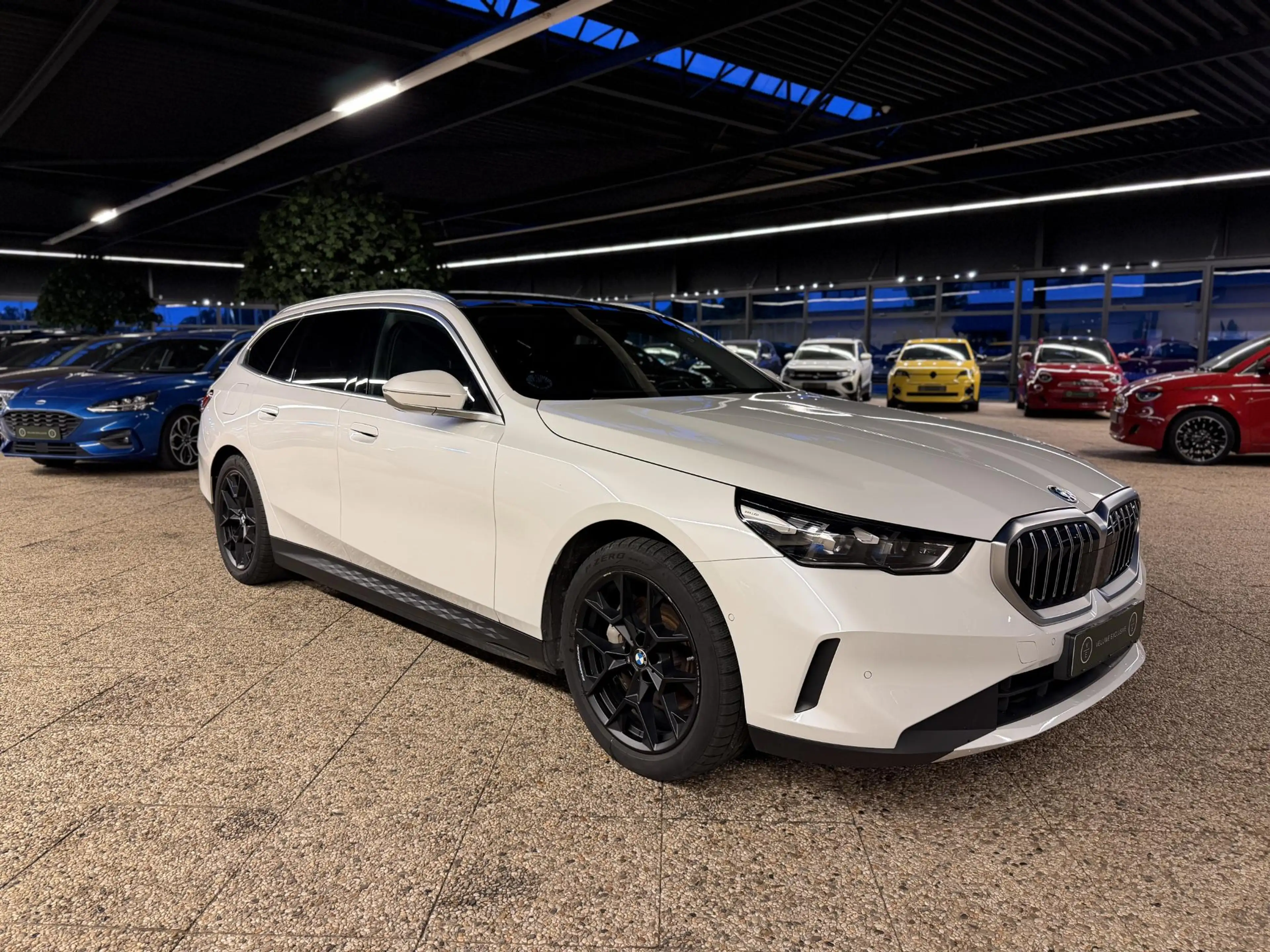 BMW i5 Touring eDrive40 Business Edition 84 kWh | SOH 96% — photo 8