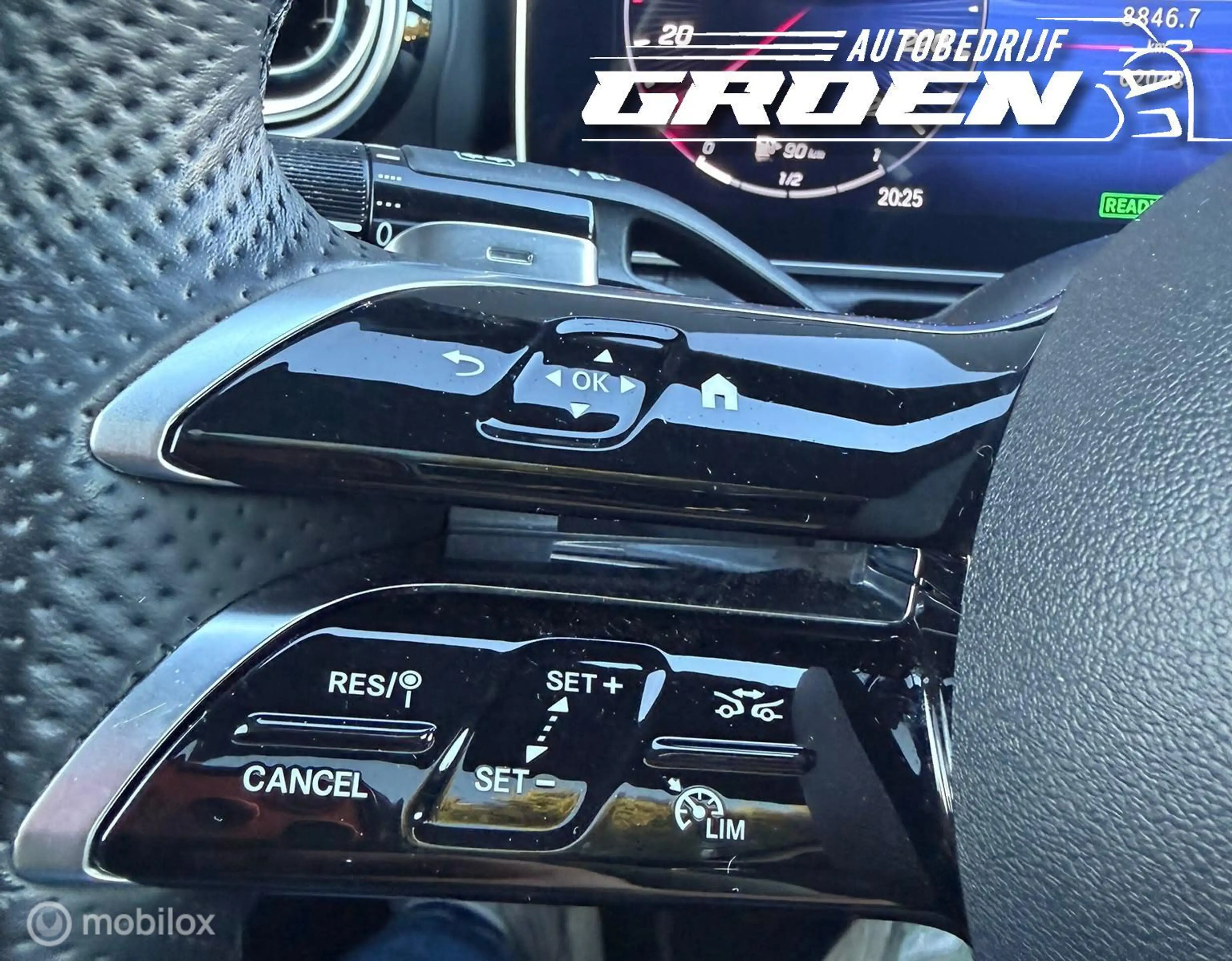 Mercedes-Benz C 300 e AMG Line Pano|Hud|Sfeer|Pano|Burmest — photo 31