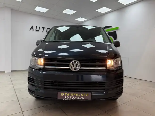 Volkswagen Multivan view 2