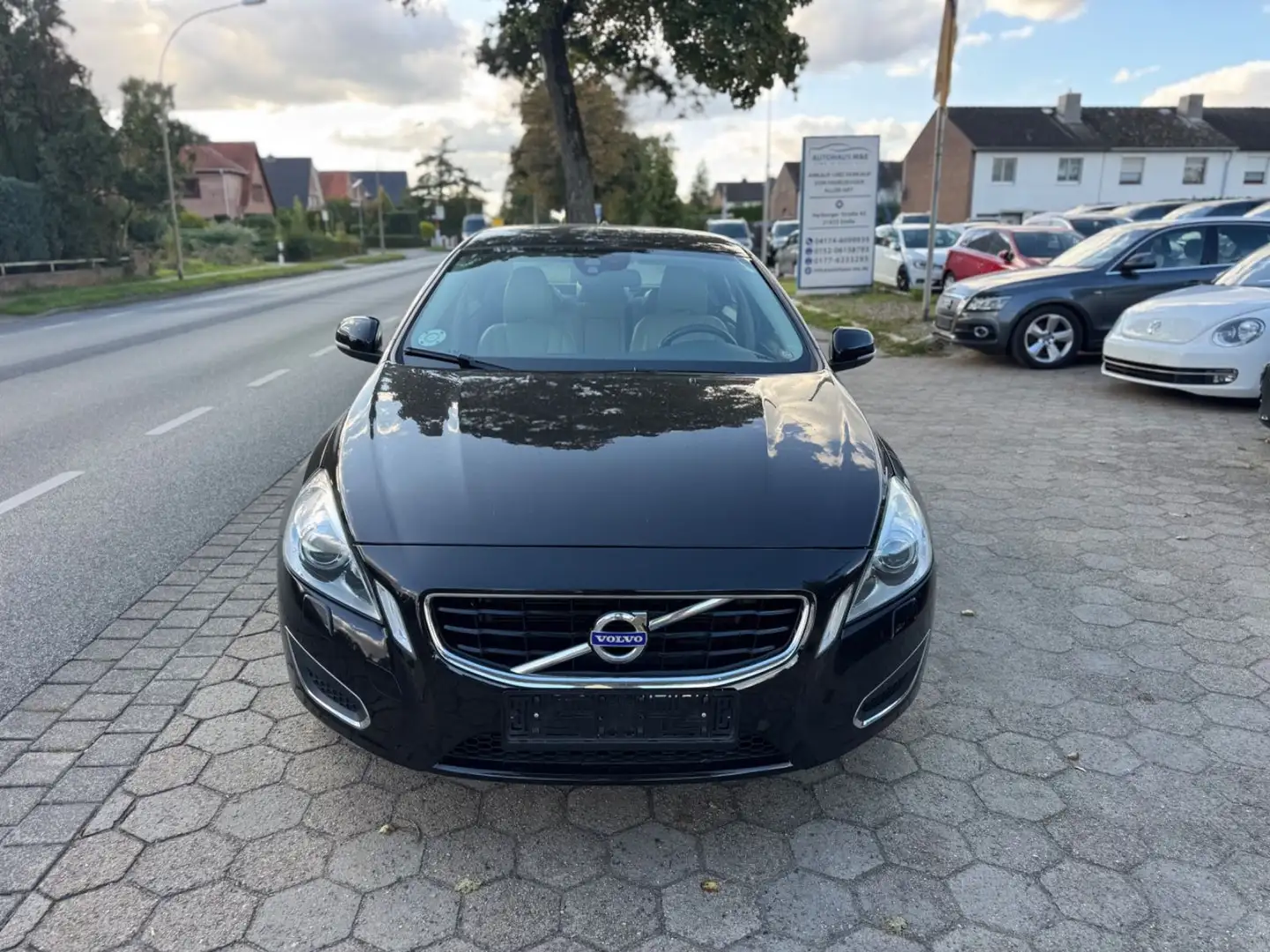 Volvo S60 T6 Lim. AWD  *guter Zustand* Schwarz - 2