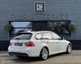 BMW 325 3-serie Touring 325xi M Sport Edition Wit - thumbnail 4