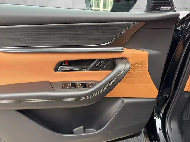 Mazda CX-60 2.5L e-SKYACTIV PHEV AWD HOMURA PLUS Aut. Ansicht 10