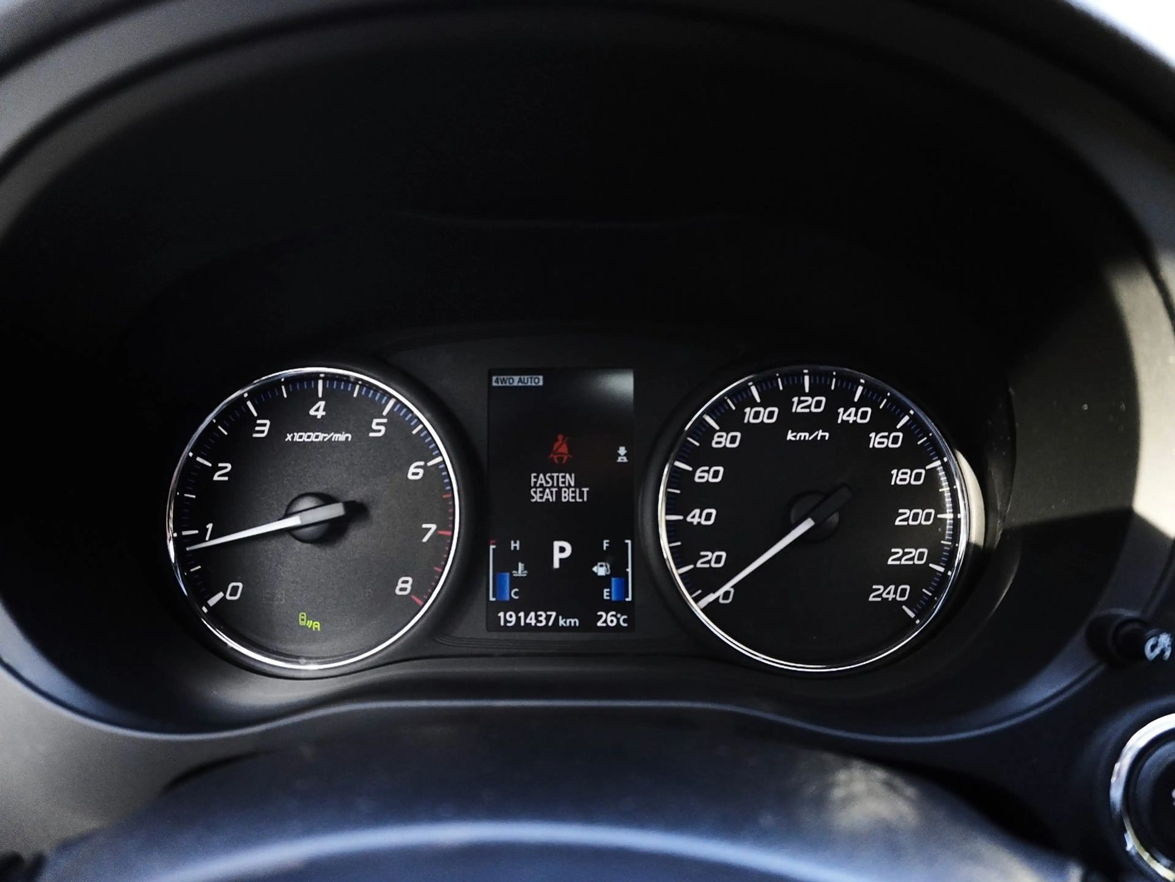 Mitsubishi Outlander 2.0 MIVEC Diamant+|7-SITZER | 1. HAND — photo 11