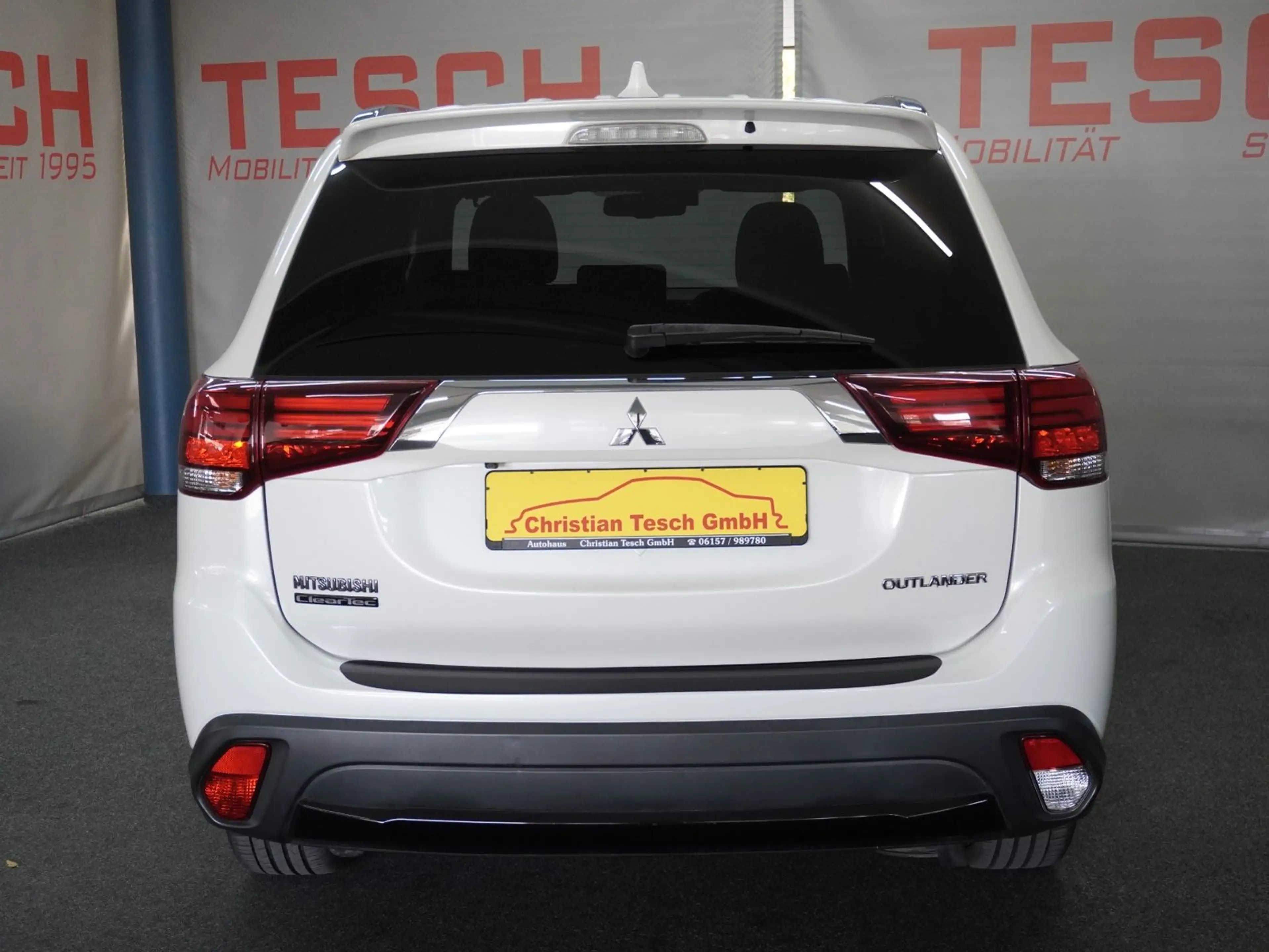 Mitsubishi Outlander 2.0 MIVEC Diamant+|7-SITZER | 1. HAND — photo 7