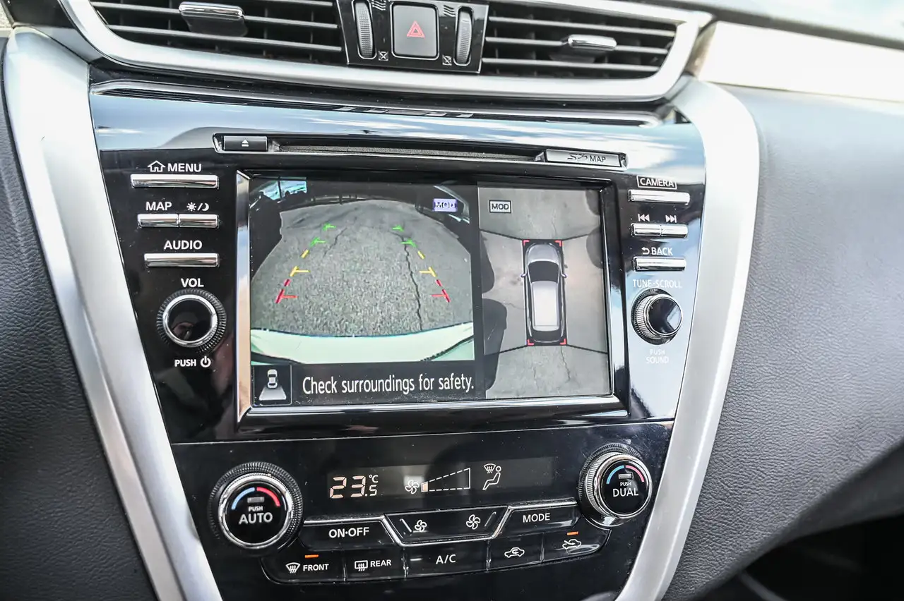 Nissan Murano снимка Nissan Murano
