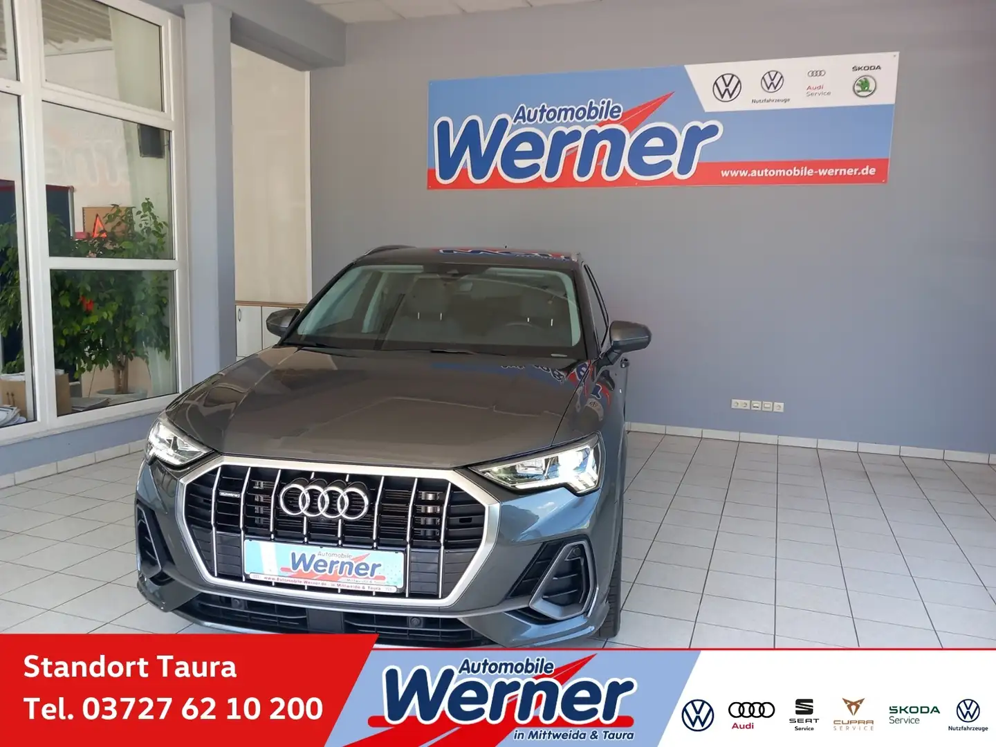 Audi Q3 S line 40TDI quattro AHK Werksgarantie Grau - 1