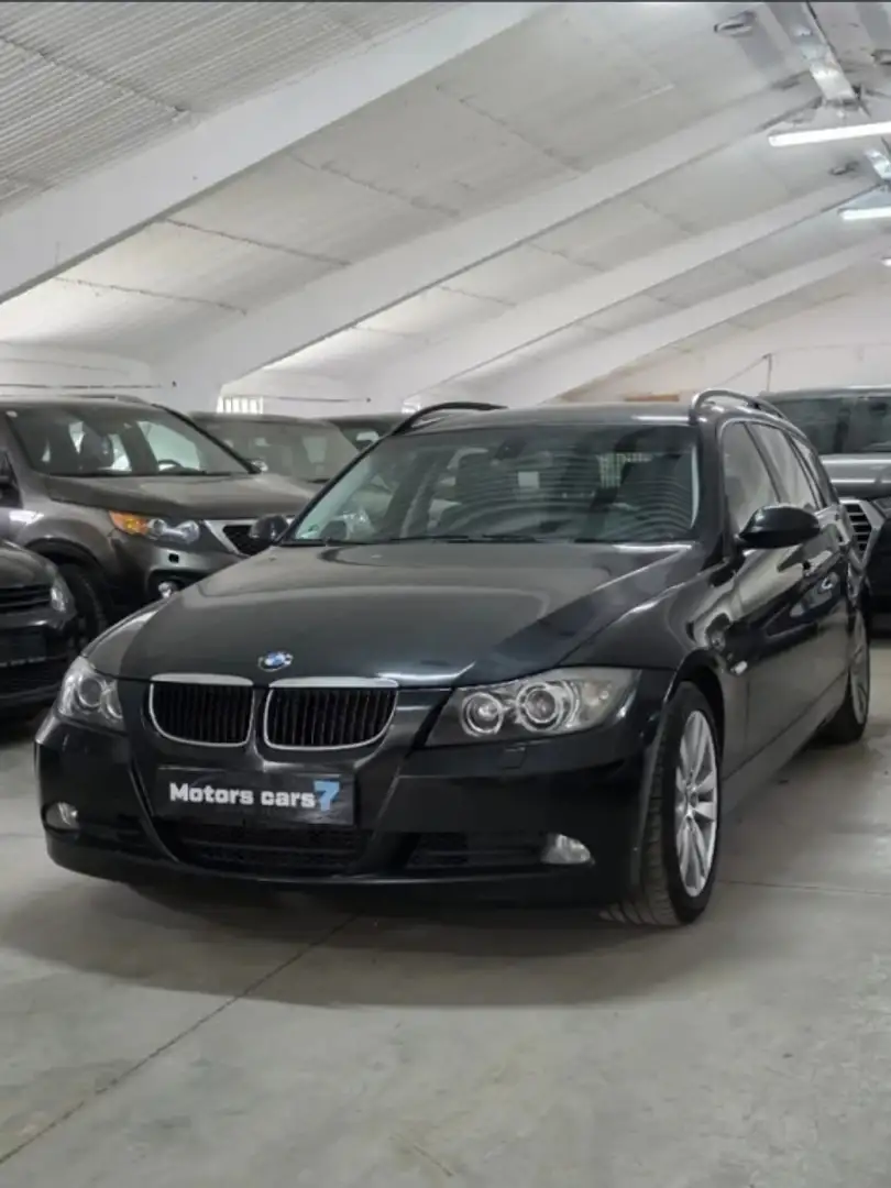BMW 320 320d Touring Negro - 1