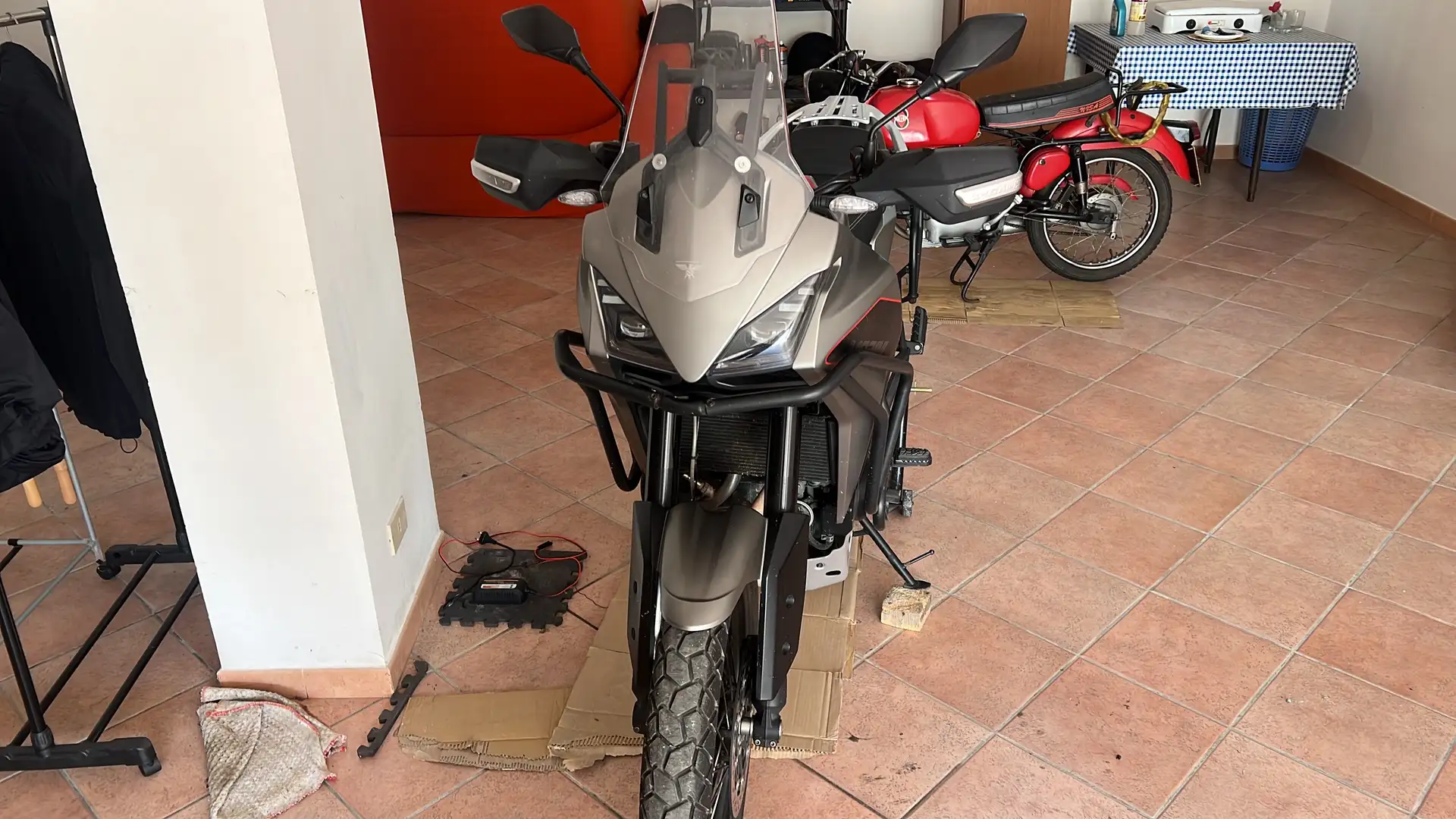 Moto Morini X-Cape Cechi A Raggi E Vari Accessori - 1