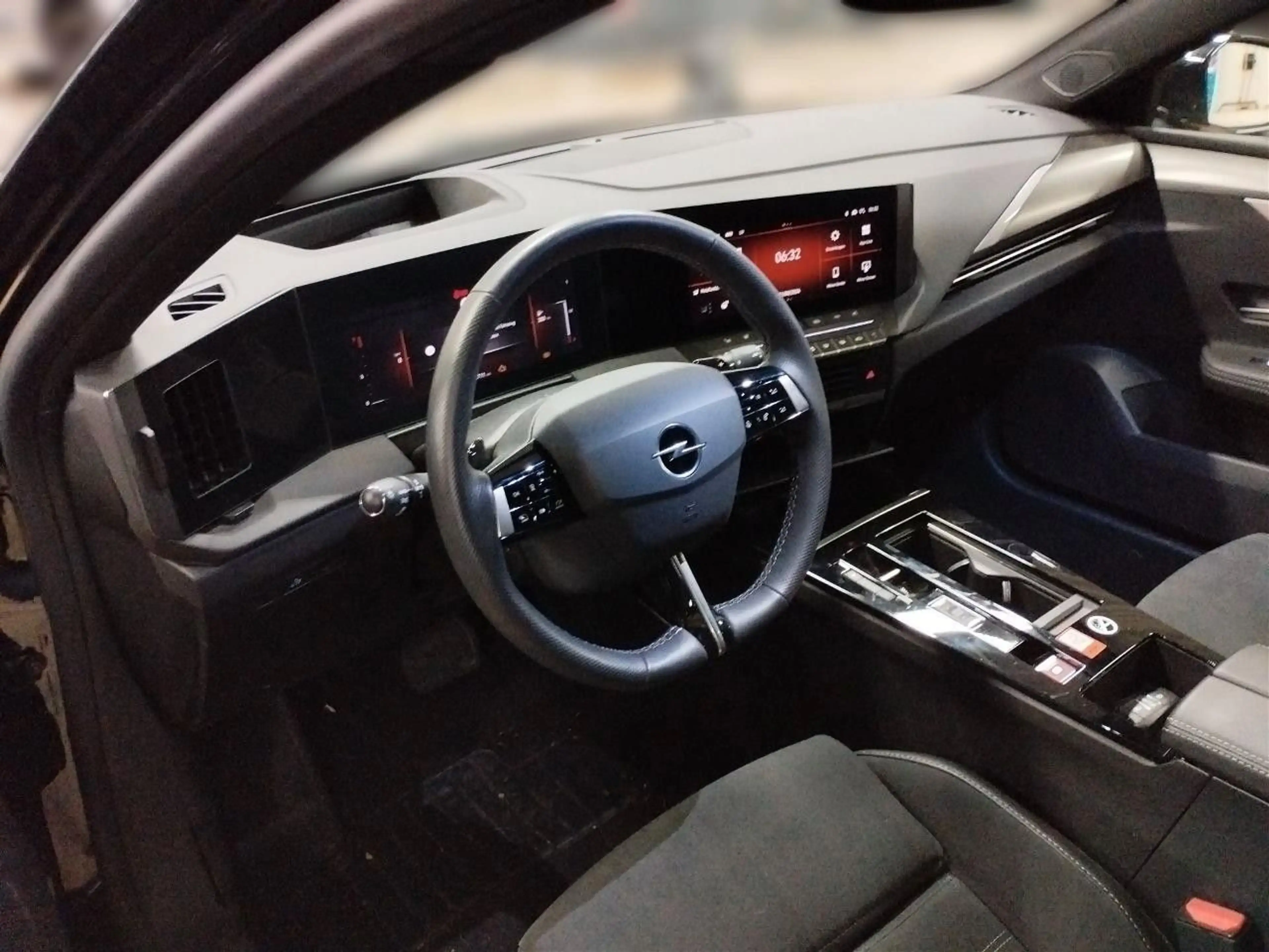 Opel Astra L Sports Tourer GS — photo 3