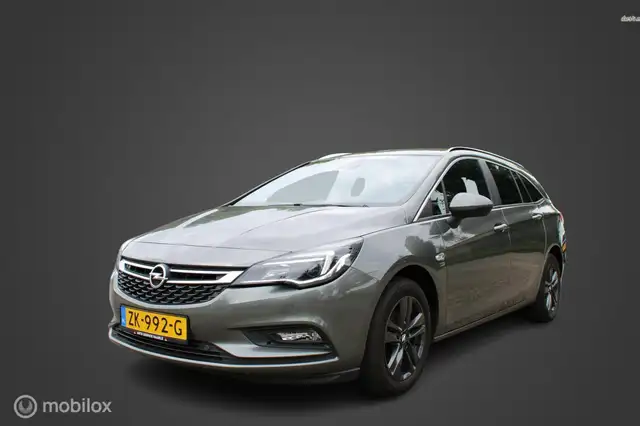 Opel Astra Sports Tourer 1.0 Turbo Business Executive, Parkee