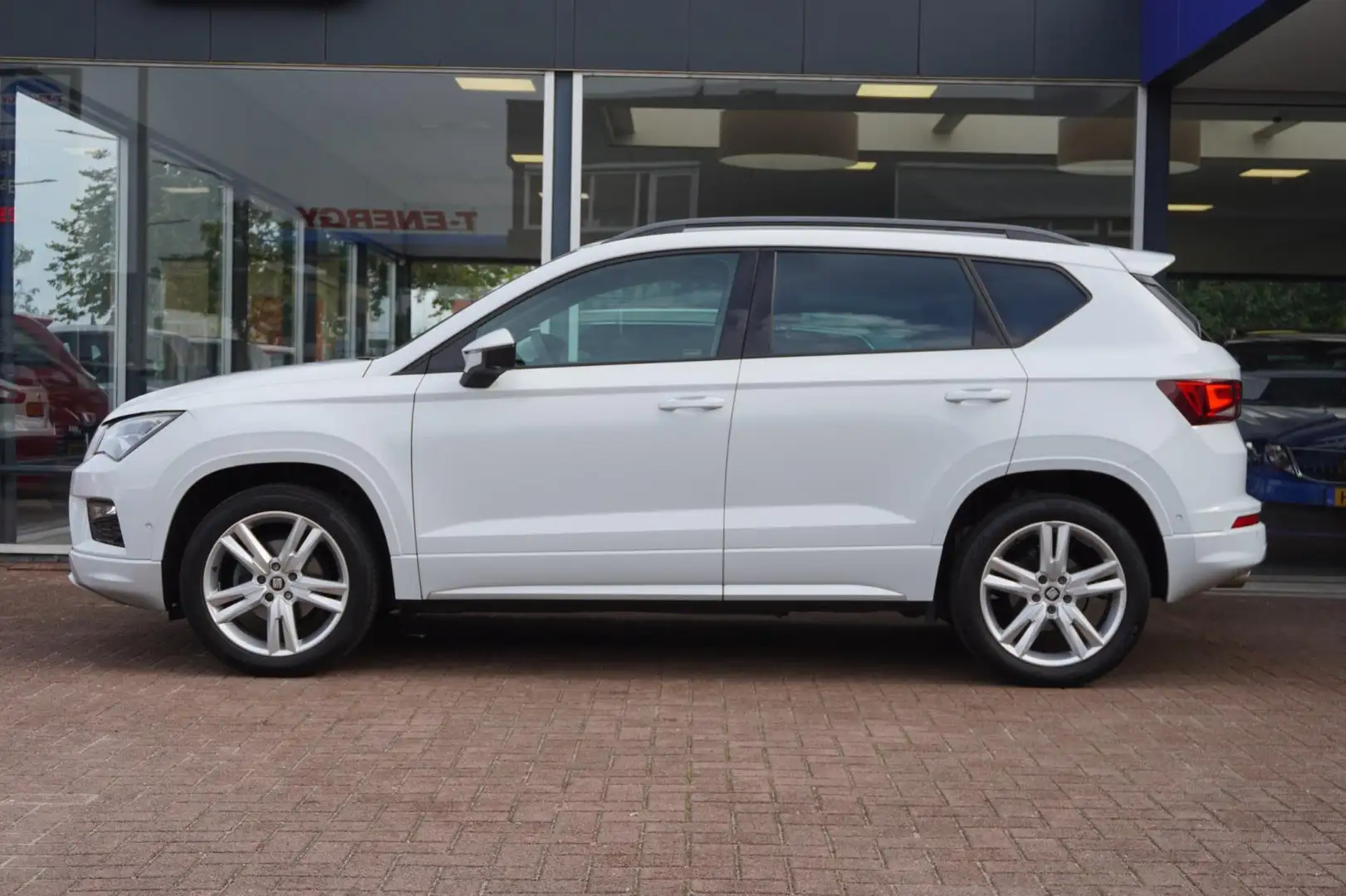 SEAT Ateca 1.5 TSI FR Business Intense | Automaat | 360 Camer Wit - 2