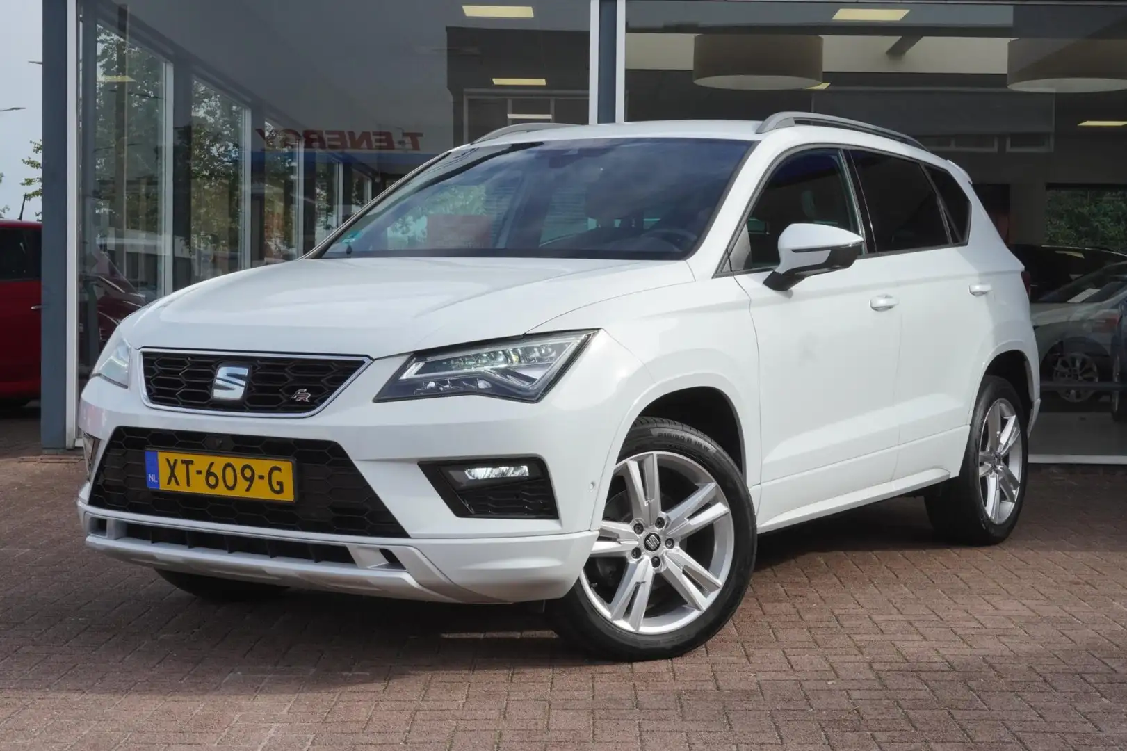 SEAT Ateca 1.5 TSI FR Business Intense | Automaat | 360 Camer Wit - 1