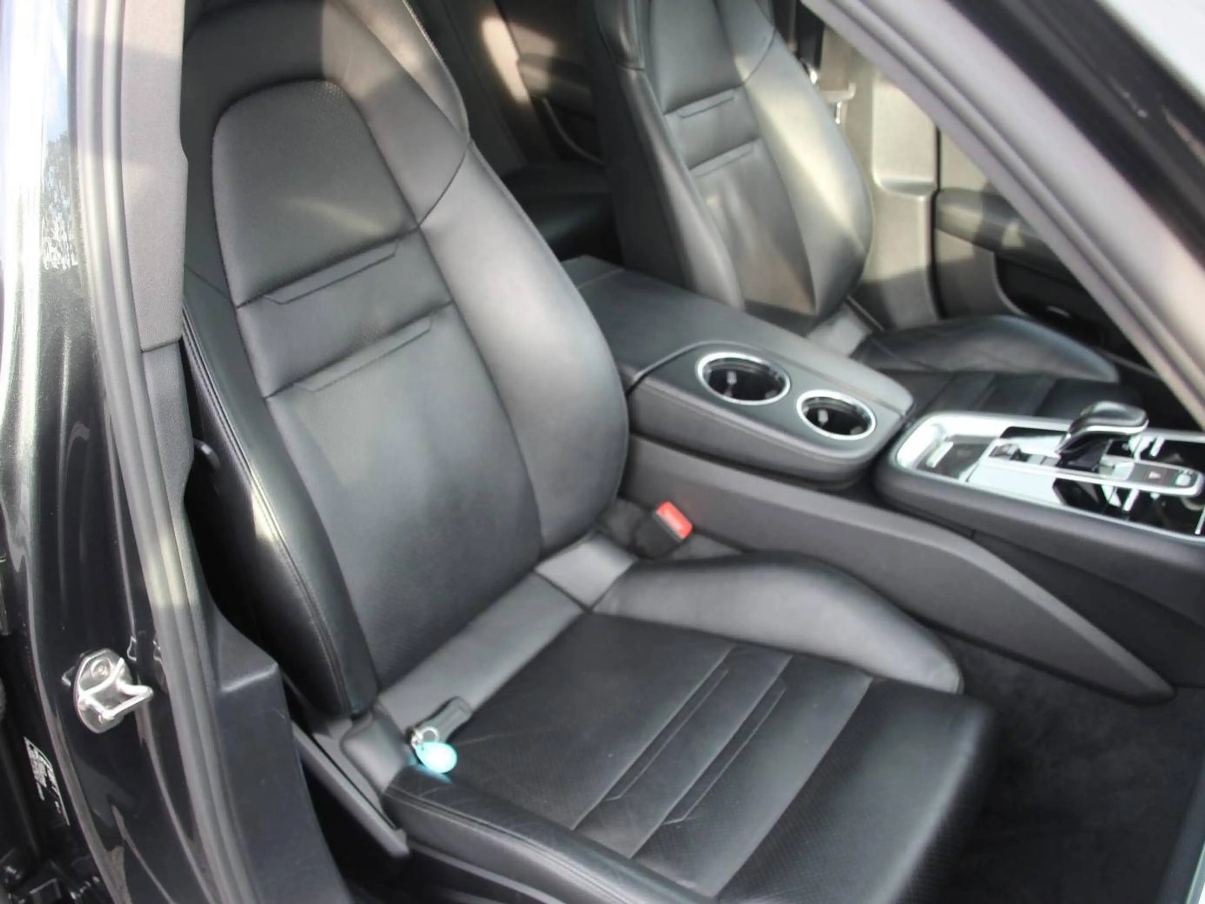 Porsche Panamera Panamera S e-Hybrid 3.0i V6 Tiptronic S — photo 5