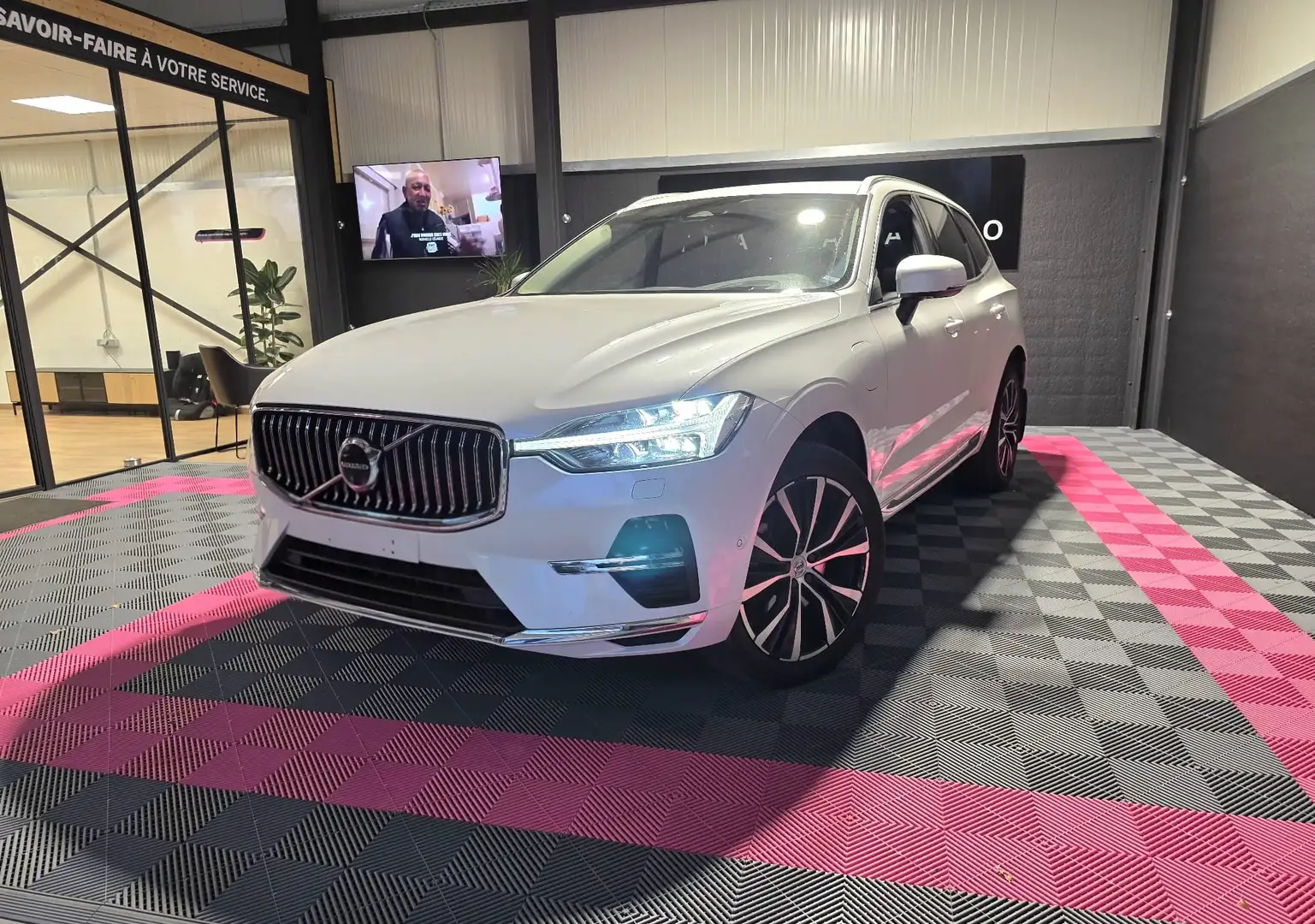 Volvo XC60 XC60 2.0 T6 PHEV AWD Ultimate Bright (Full Option) Blanco - 1