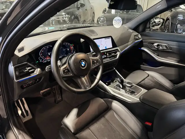 BMW 3 Series view 2