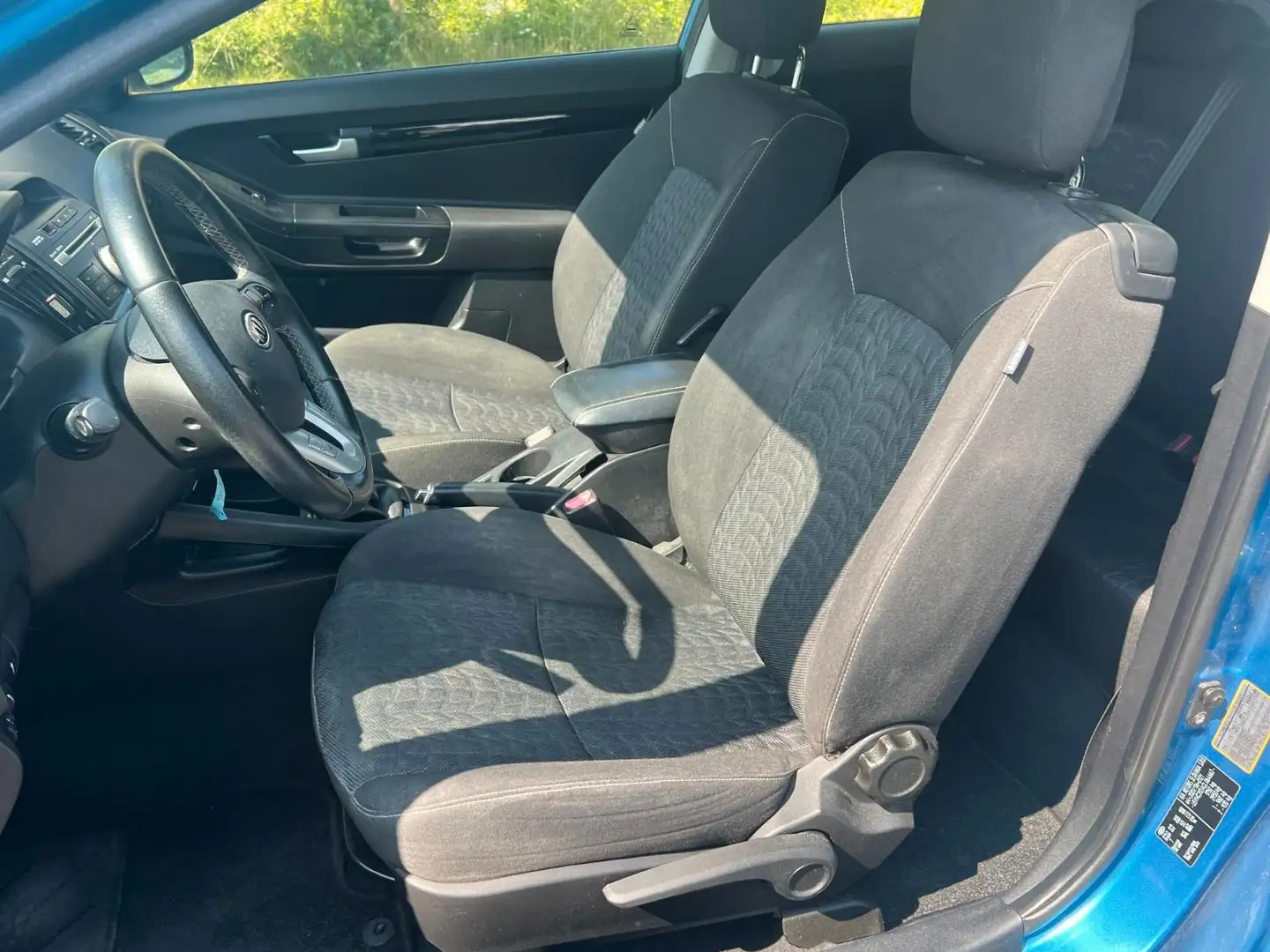 Kia ProCeed / pro_cee'd pro cee'd 1.6 CVVT Vision Blau - 2
