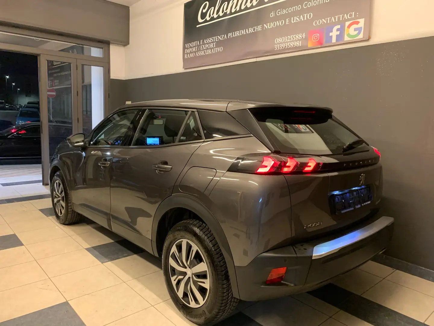 Peugeot 2008 1.5 bluehdi navi\\sensori\\ Grigio - 2