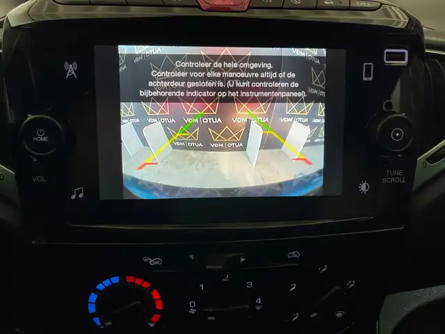 Lancia Ypsilon view 12