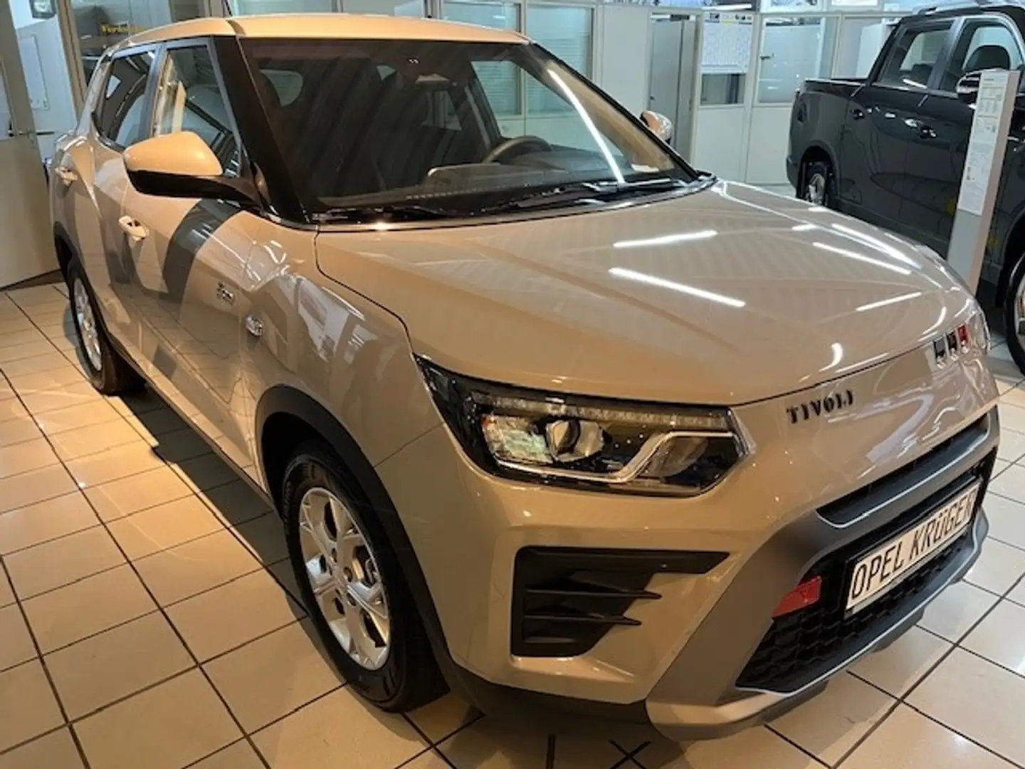 KGM Tivoli Nomad 6/AT 2WD Sitzheizung+Rückfahrkamera Бежевий - 2