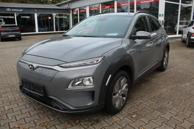 Hyundai Kona Advantage Elektro (Navi,Sitzheizung)