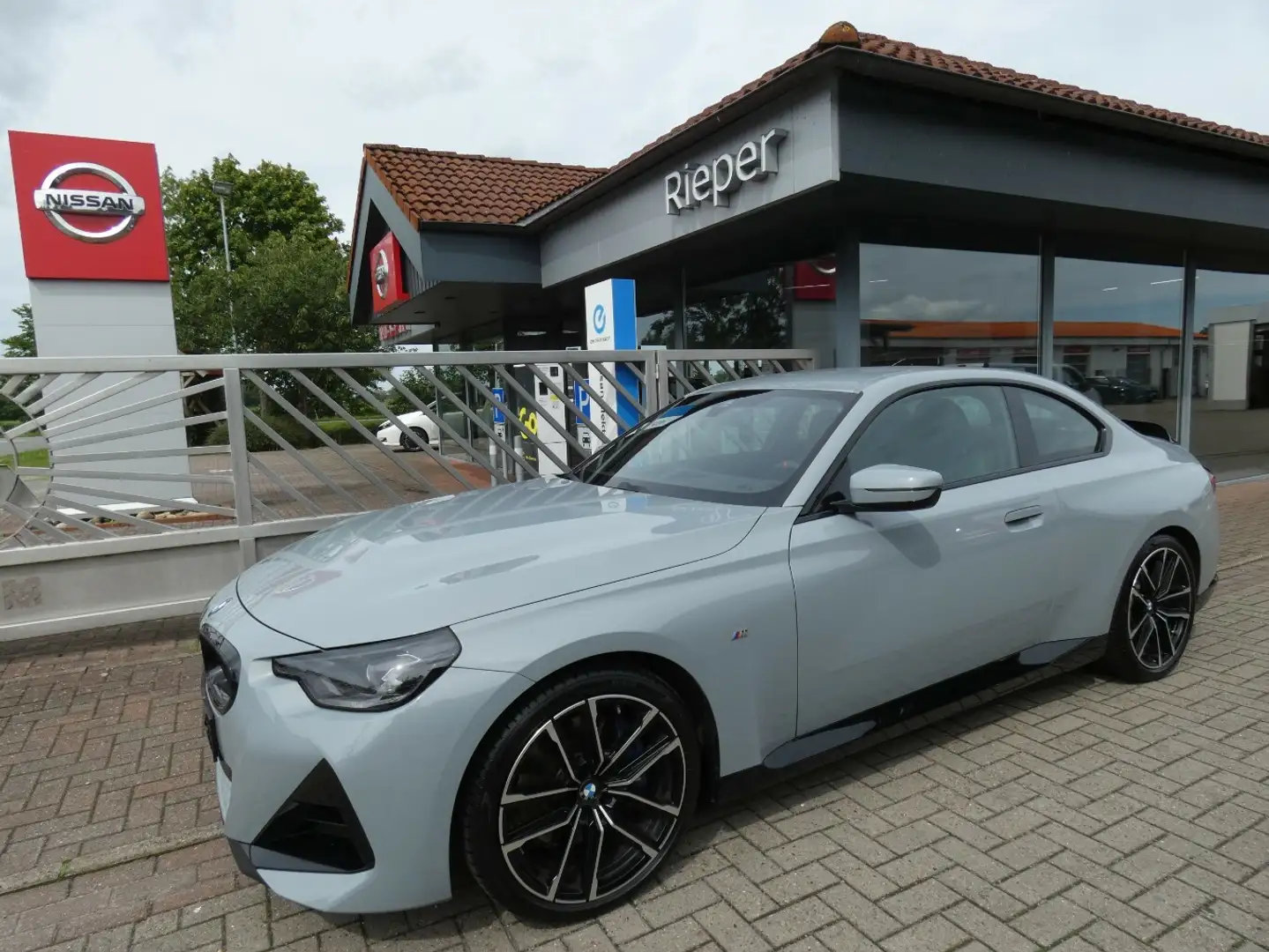 BMW 230 i M Sport Automatik - 1