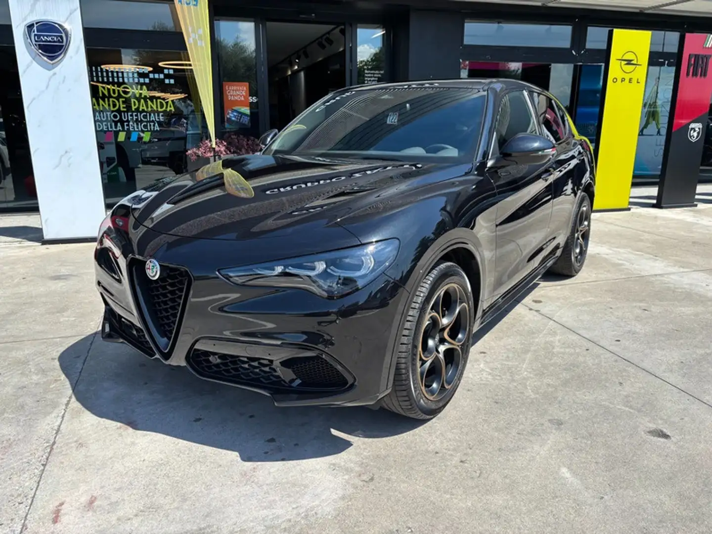 Alfa Romeo Stelvio My24 Diesel 210 Cv Intesa Nero - 1