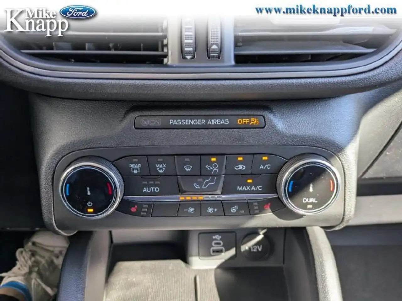 Ford Escape снимка Ford Escape