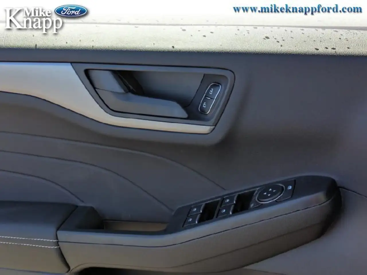 Ford Escape снимка Ford Escape