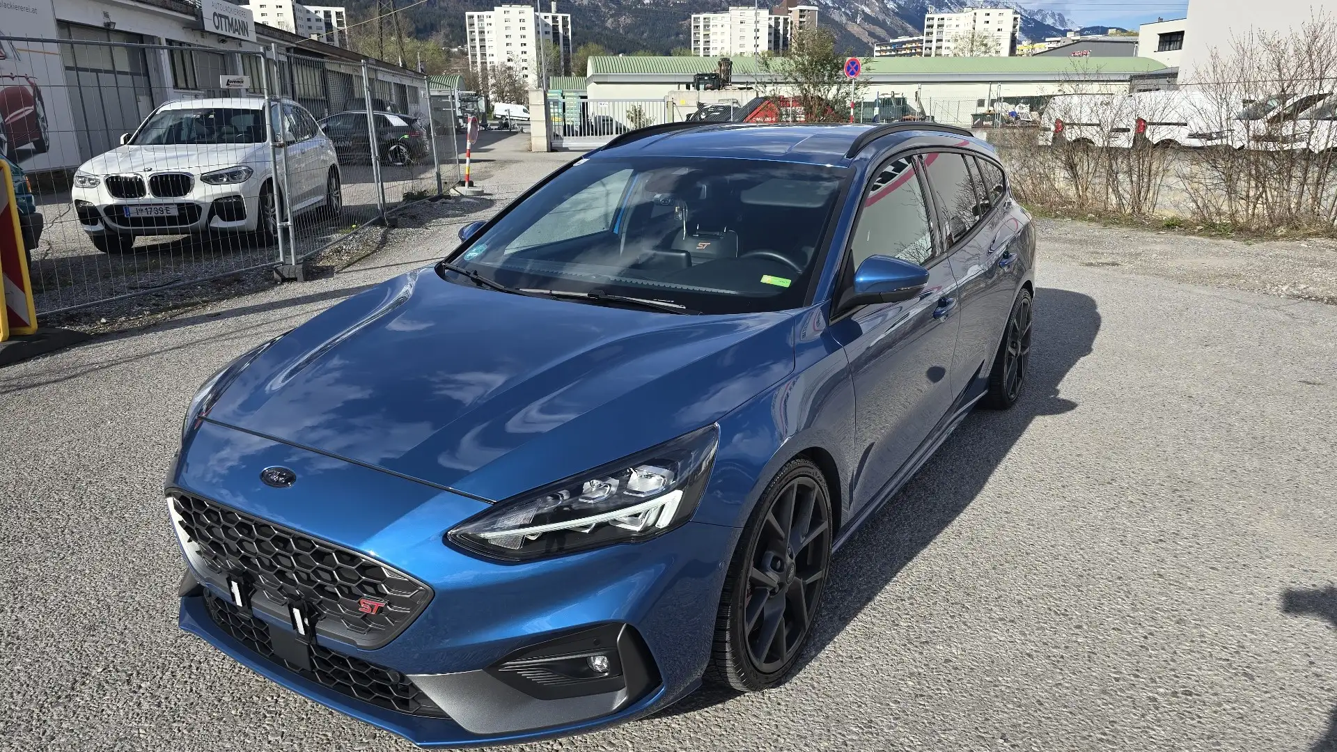 Ford Focus Traveller 2,3 EcoBoost ST - 1