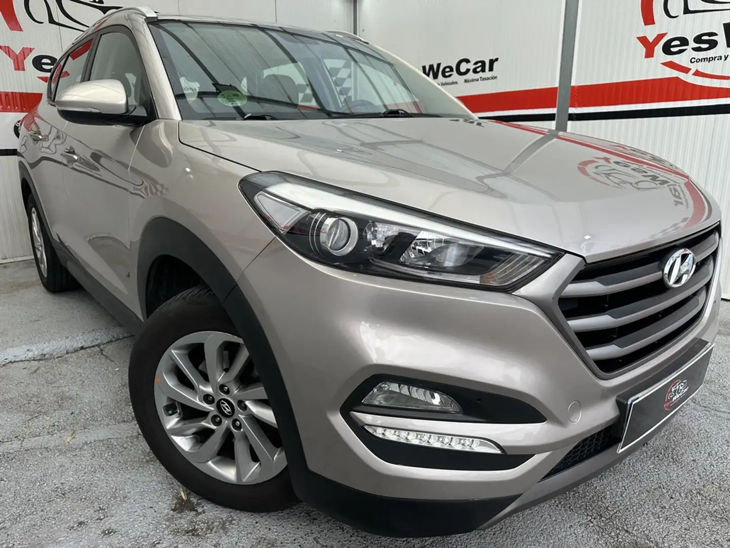 Hyundai TUCSON 1.7CRDI BD Klass 4x2 Šedá - 1