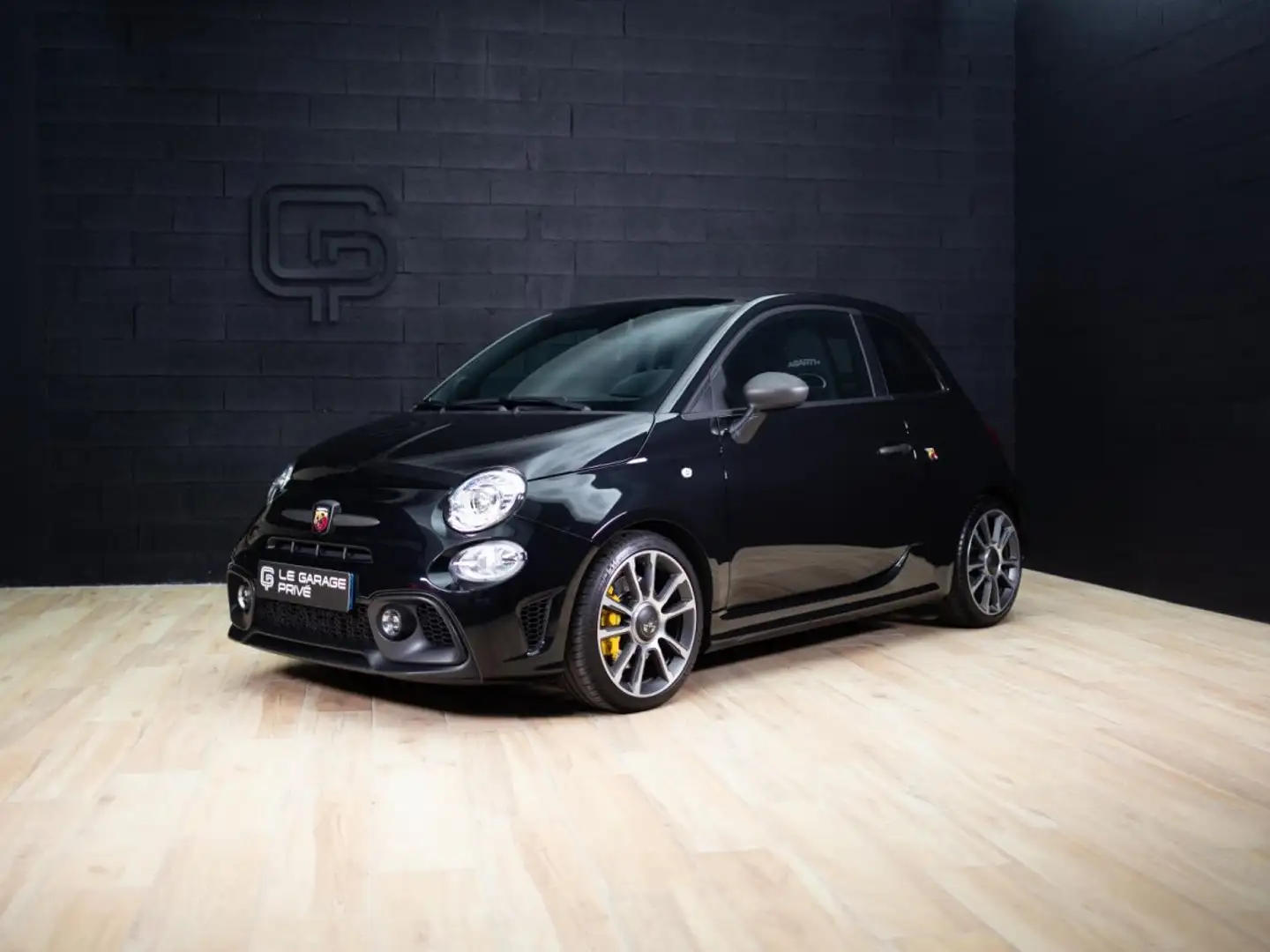 Abarth 500C 1.4 180CH 695 TURISMO / FRANCAISE / GARANTIE ENTRETIEN 2028 Schwarz - 1