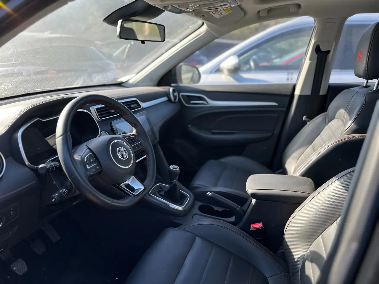 MG ZS 1.5 VTi-Tech Luxury 7