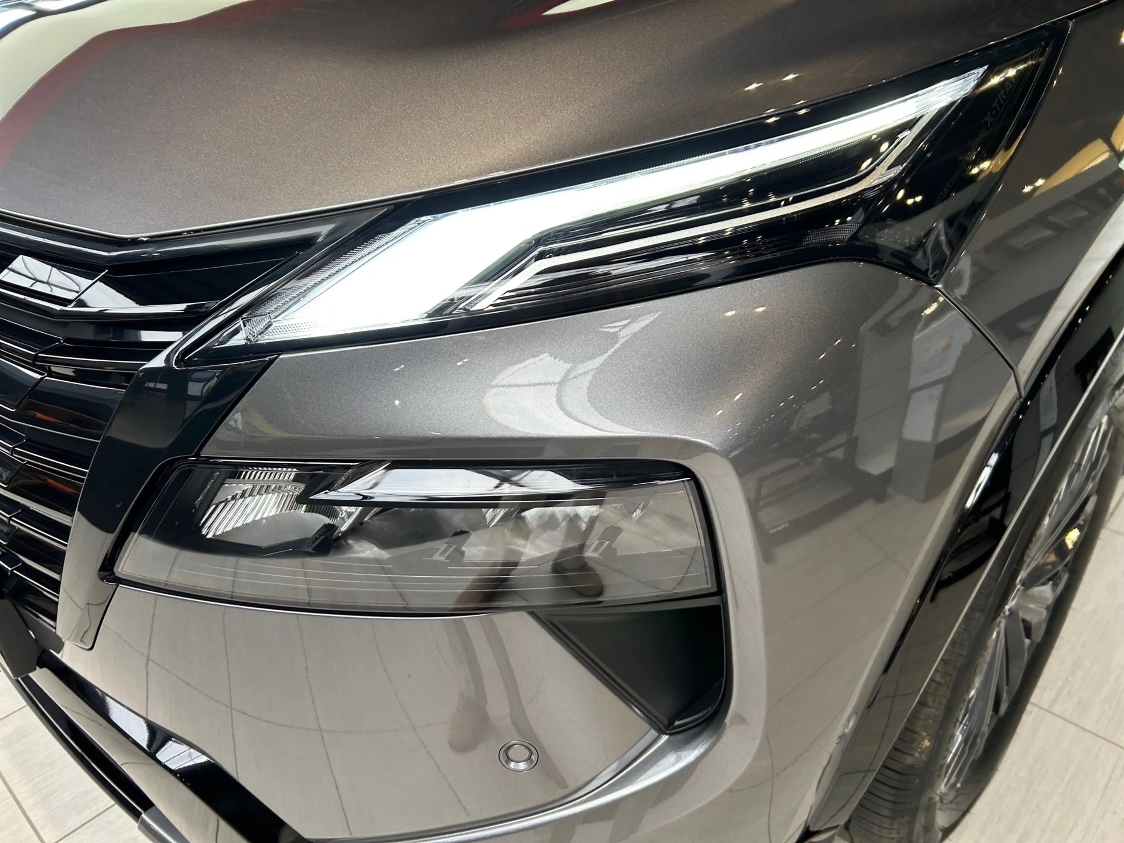 Nissan X-Trail 1.5 VC-T e-4ORCE 4x4 AUT+ACC+AUT+LED+PDC — photo 6