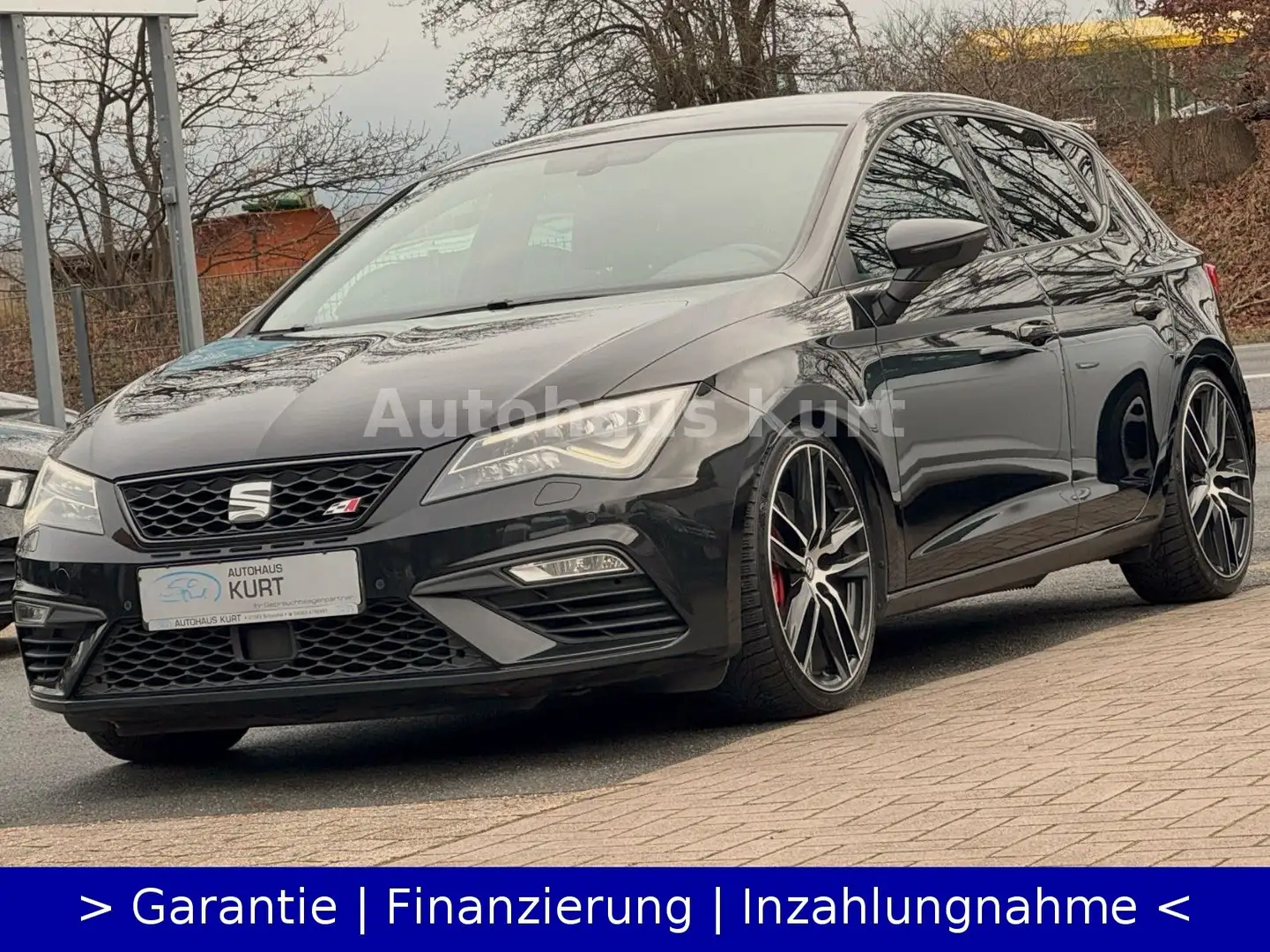 SEAT Leon Cupra 300 *NAVI*LED*1.HD*ALCANTARA*TÜV NEU* Zwart - 2