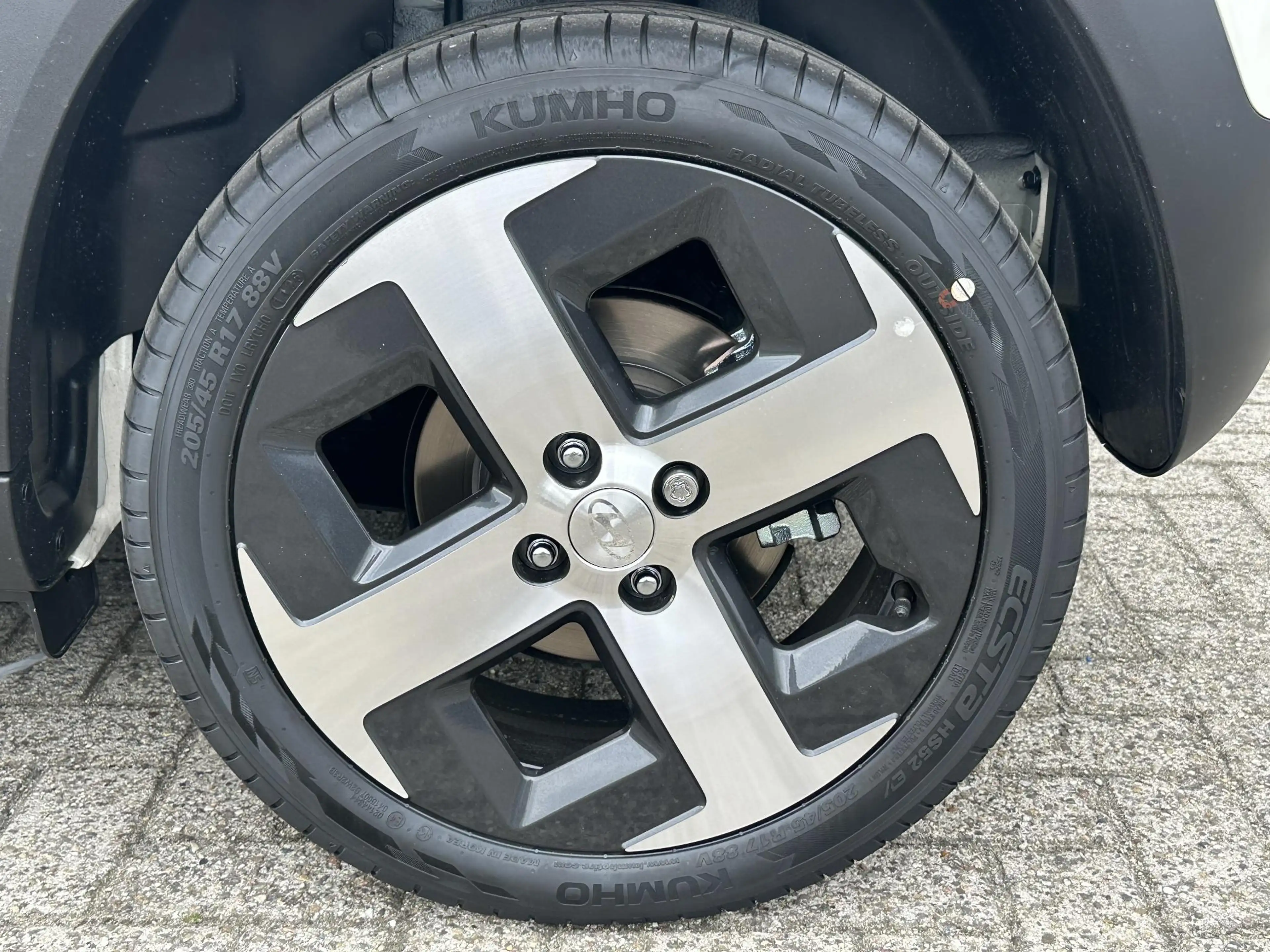 Hyundai Inster Evolve 49 kWh / Cruise control Adaptief / Apple C — photo 12